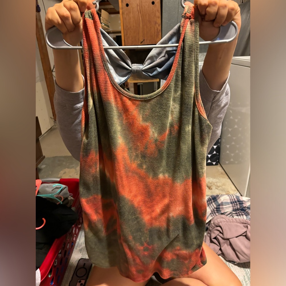 Tank top - Picture 2 of 2